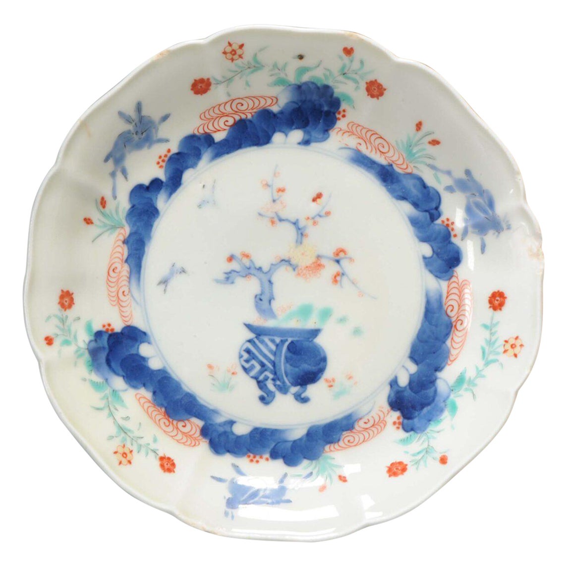 Antikes japanisches Edo-Porzellan Kakiemon-Schirmschalen-Blumen aus Kakiemon, 18./19. Jahrhundert im Angebot