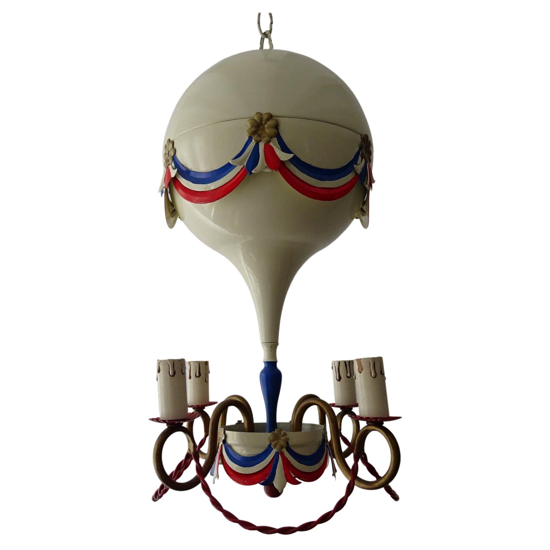 Französischer Heißluftballon-Kronleuchter mit Fahne aus der Jahrhundertmitte, um 1950