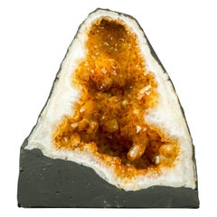 Hochkarätiger natürlicher Citrin-Geode-Kave mit tiefem orangefarbenem Citrin Druzy