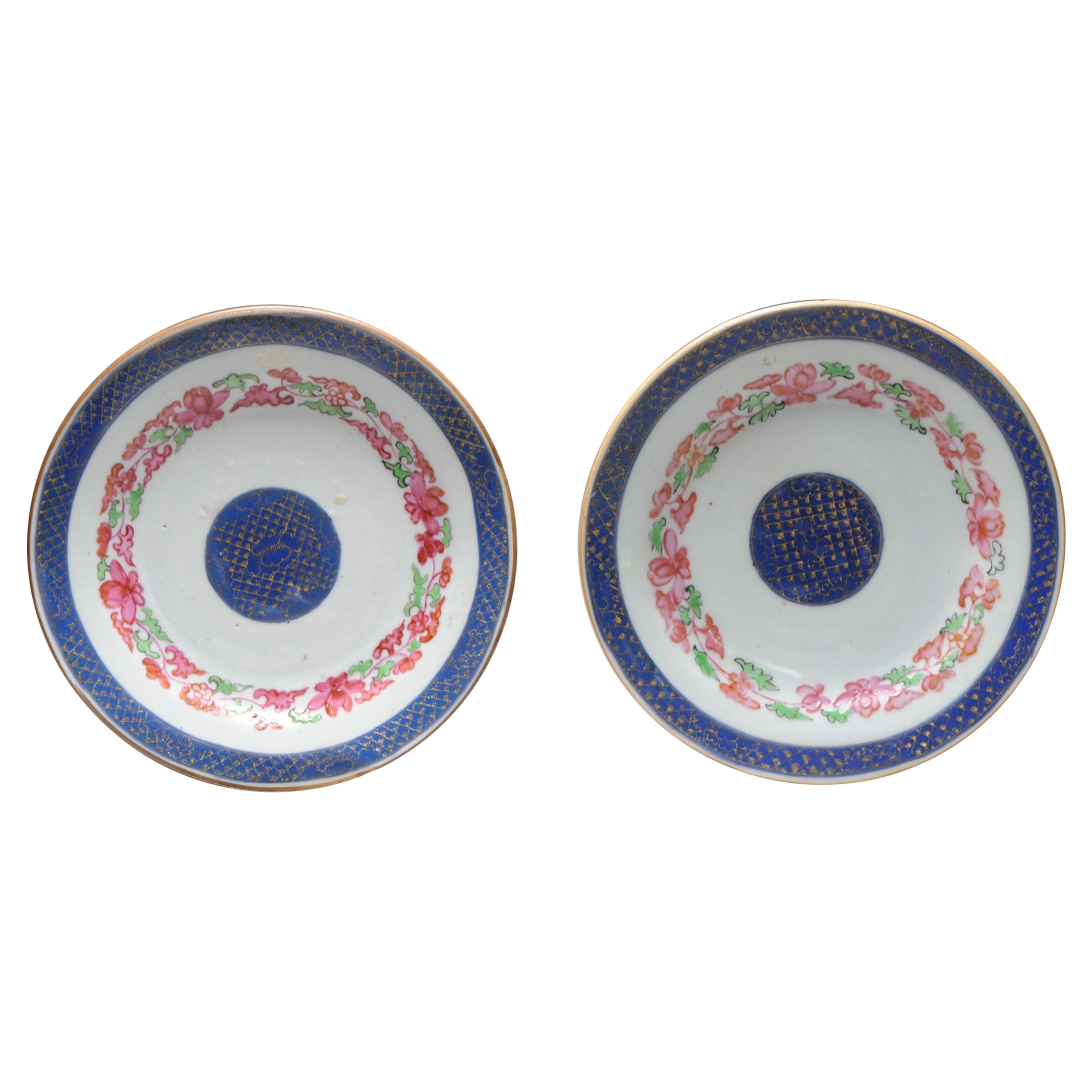 Pair of Chinese Porcelain SE Asia Market Flower Plates, 18th Century For Sale
