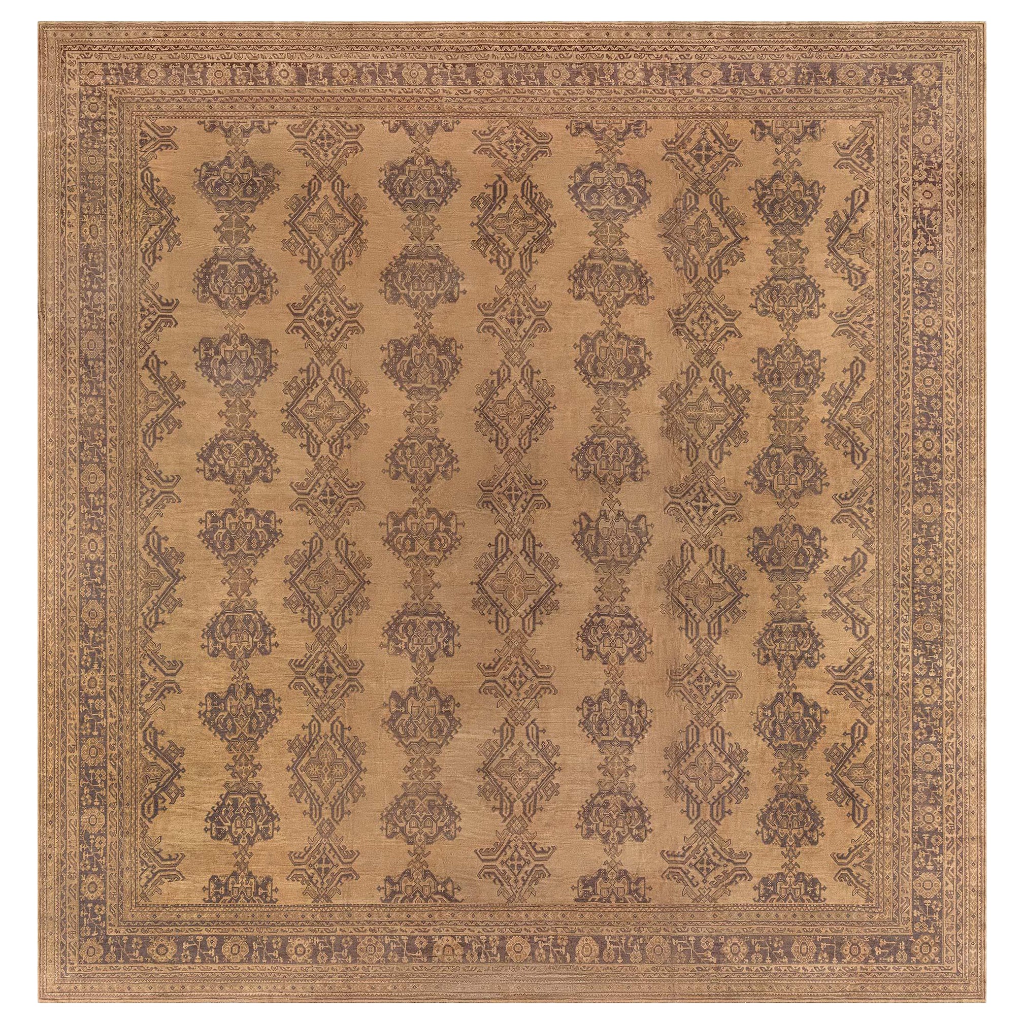 Authentique tapis turc Oushak surdimensionné des années 1900
