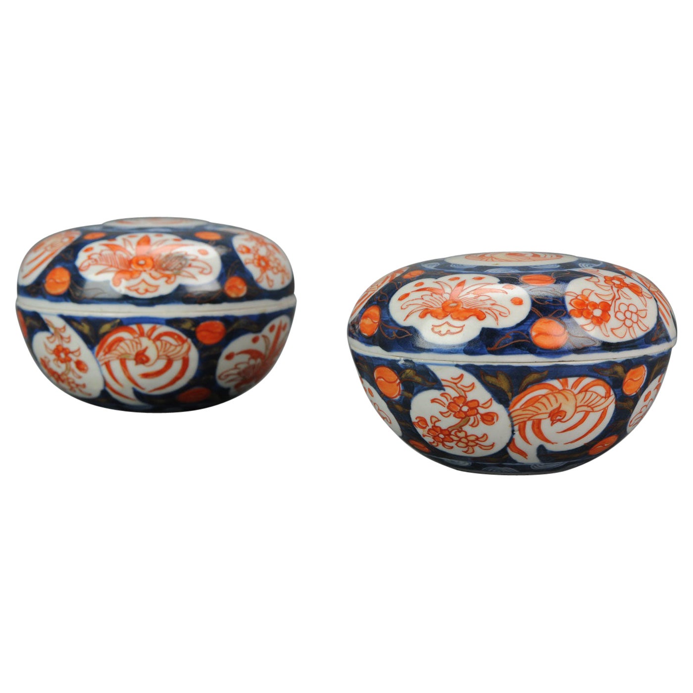 Set of 2 Antique Japanese Porcelain Lidded Bowls/Pots Imari Bird, 19th Century