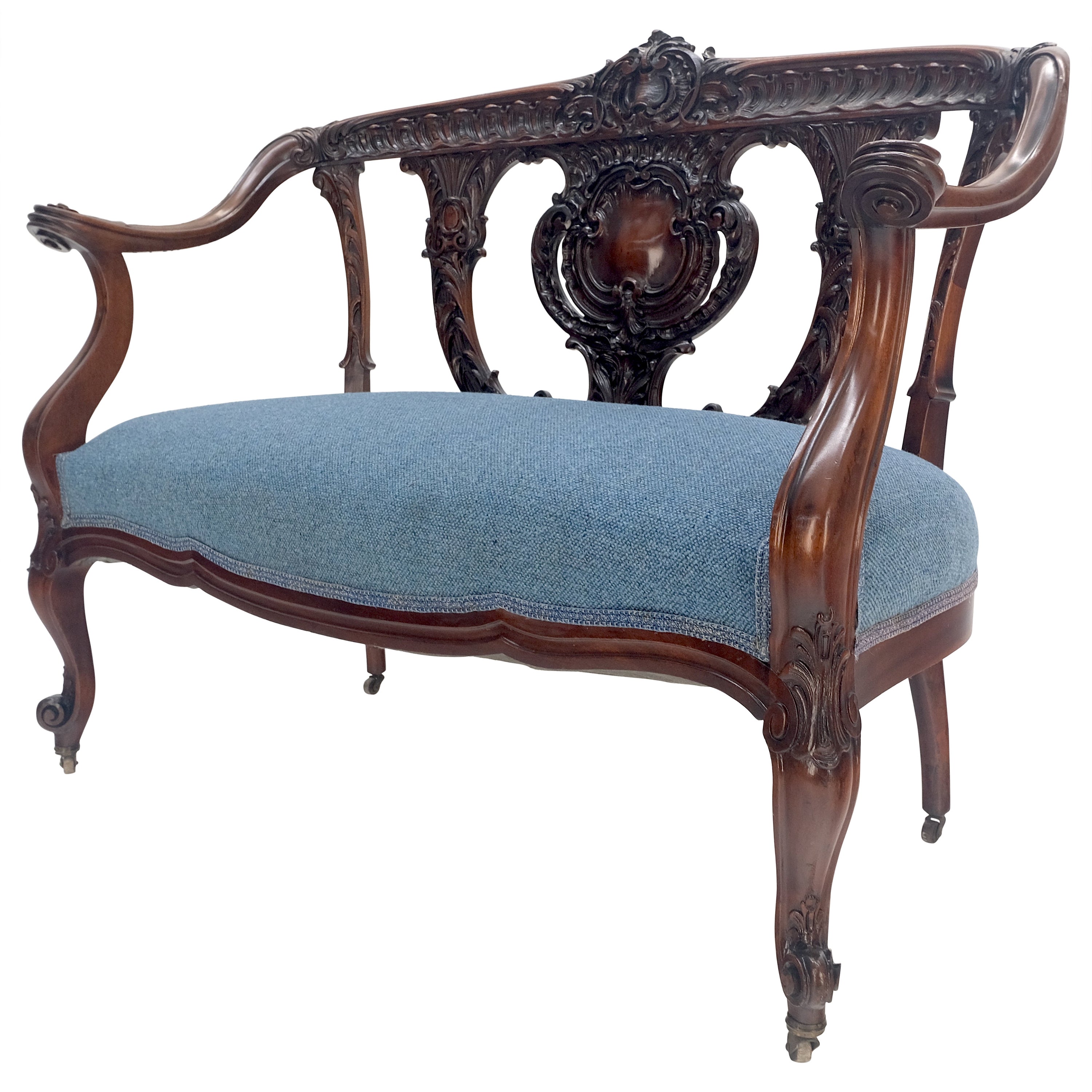 Very Fine Details Carved Mahogany c.1920s  Settee Loveseat Sofa MINT! For Sale