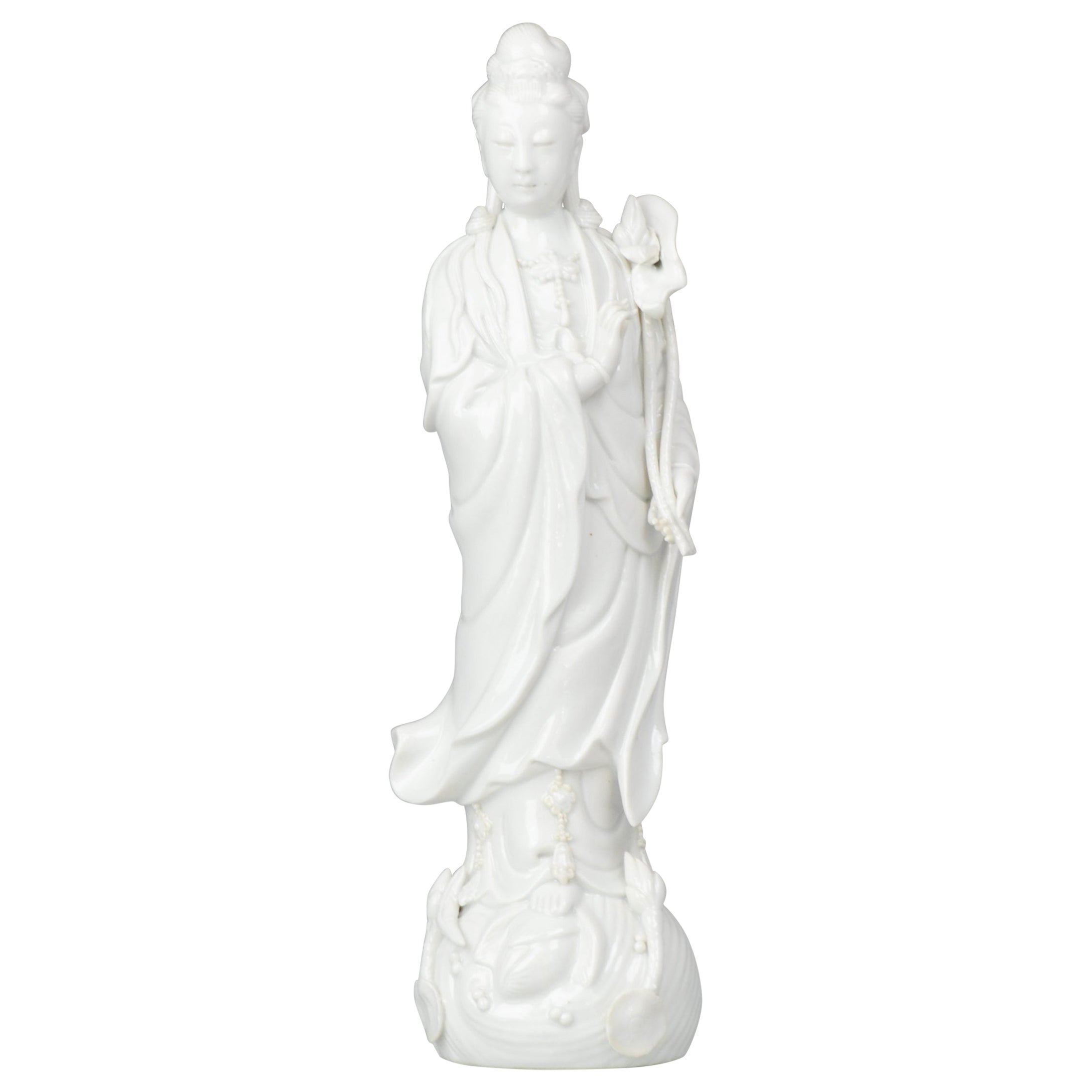 Dehua Blanc de Chine Statue Guanyin with a Lotus Flower, 20th Century