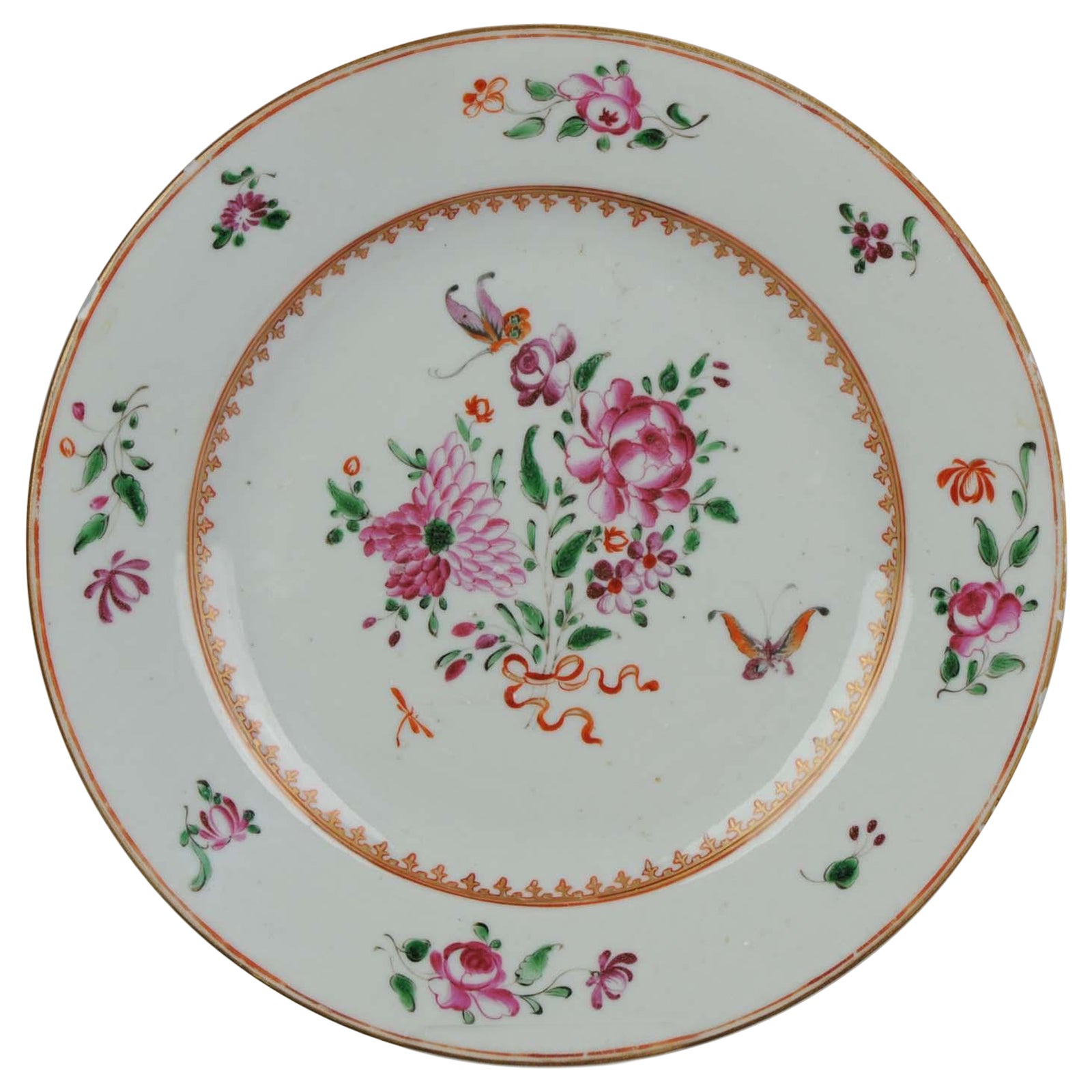 Antique Plate Butterfly Fencai Porcelain Famille Rose China Qianlong, 1736-1795 For Sale