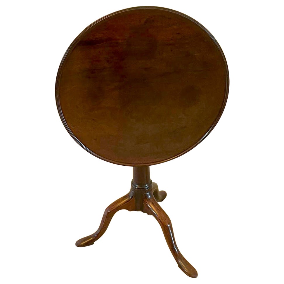 Superb Quality Antique George III Mahogany Lamp Table  For Sale