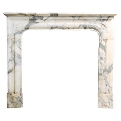 Antique Louis XIV style mantle surround of Arabescato marble from the 19th century