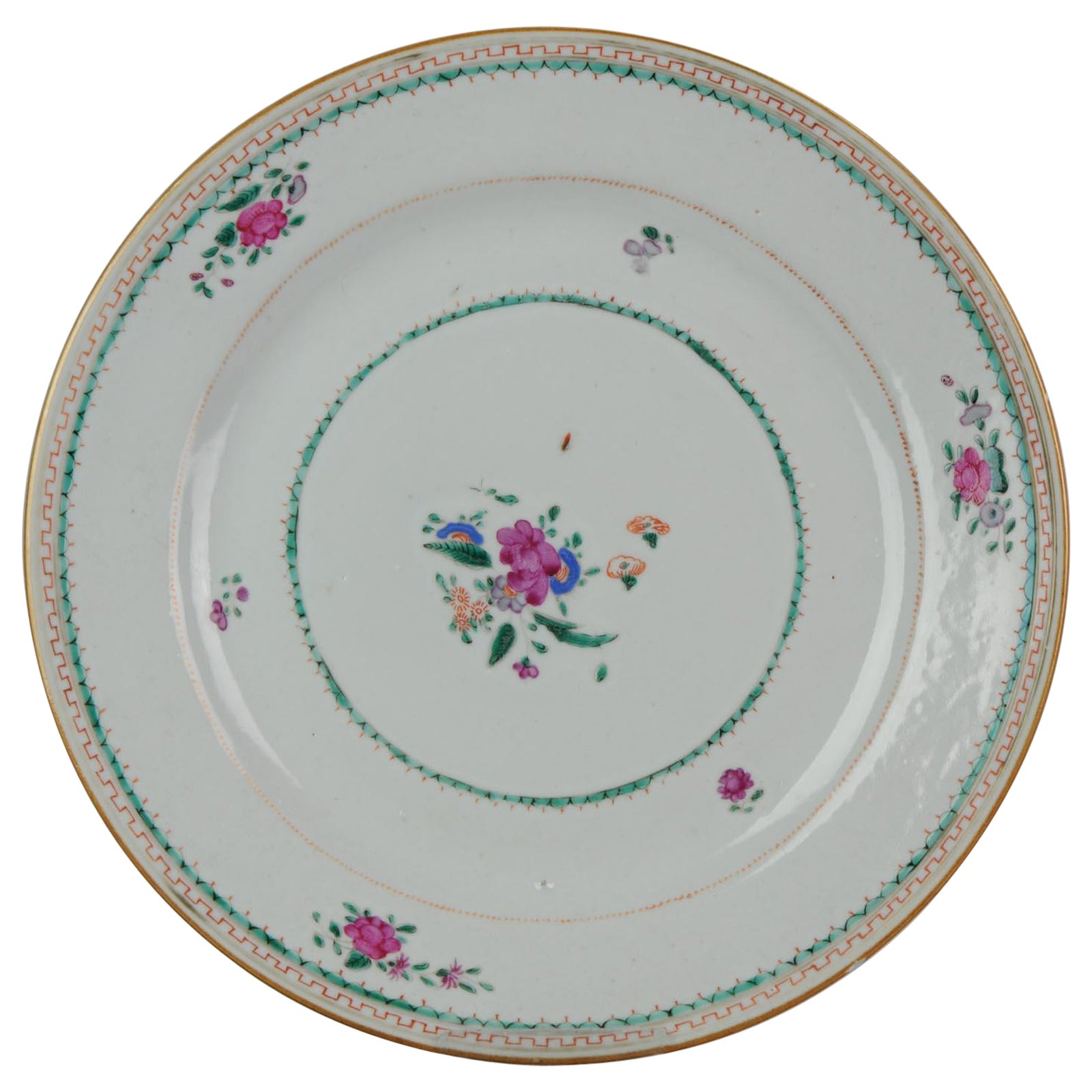 Antique Plate Flowers Fencai Porcelain Famille Rose China Qianlong, 1736-1795