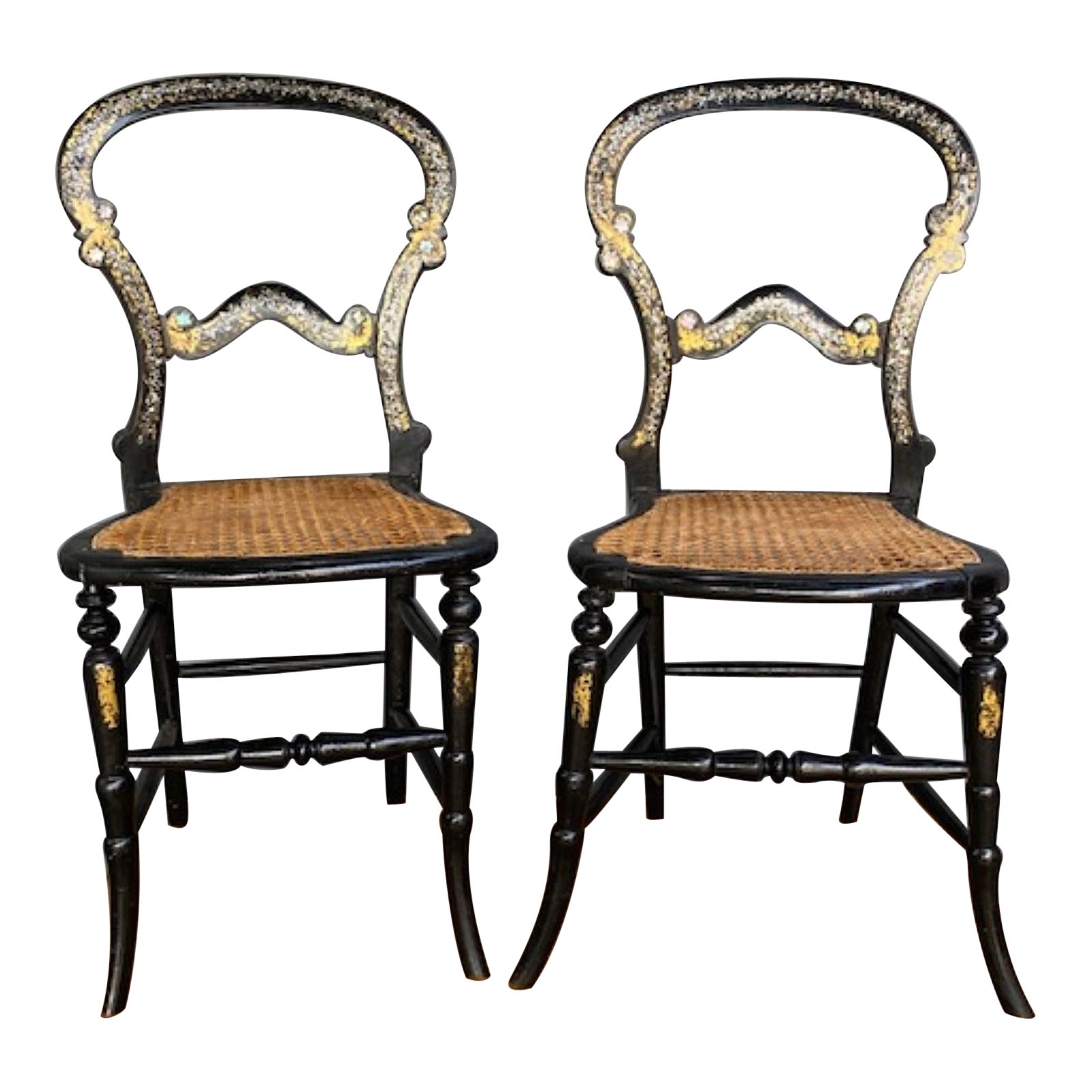Paar aus dem 19. Jahrhundert. Antike englische viktorianische ebonisierte Beistellstühle, um 1860