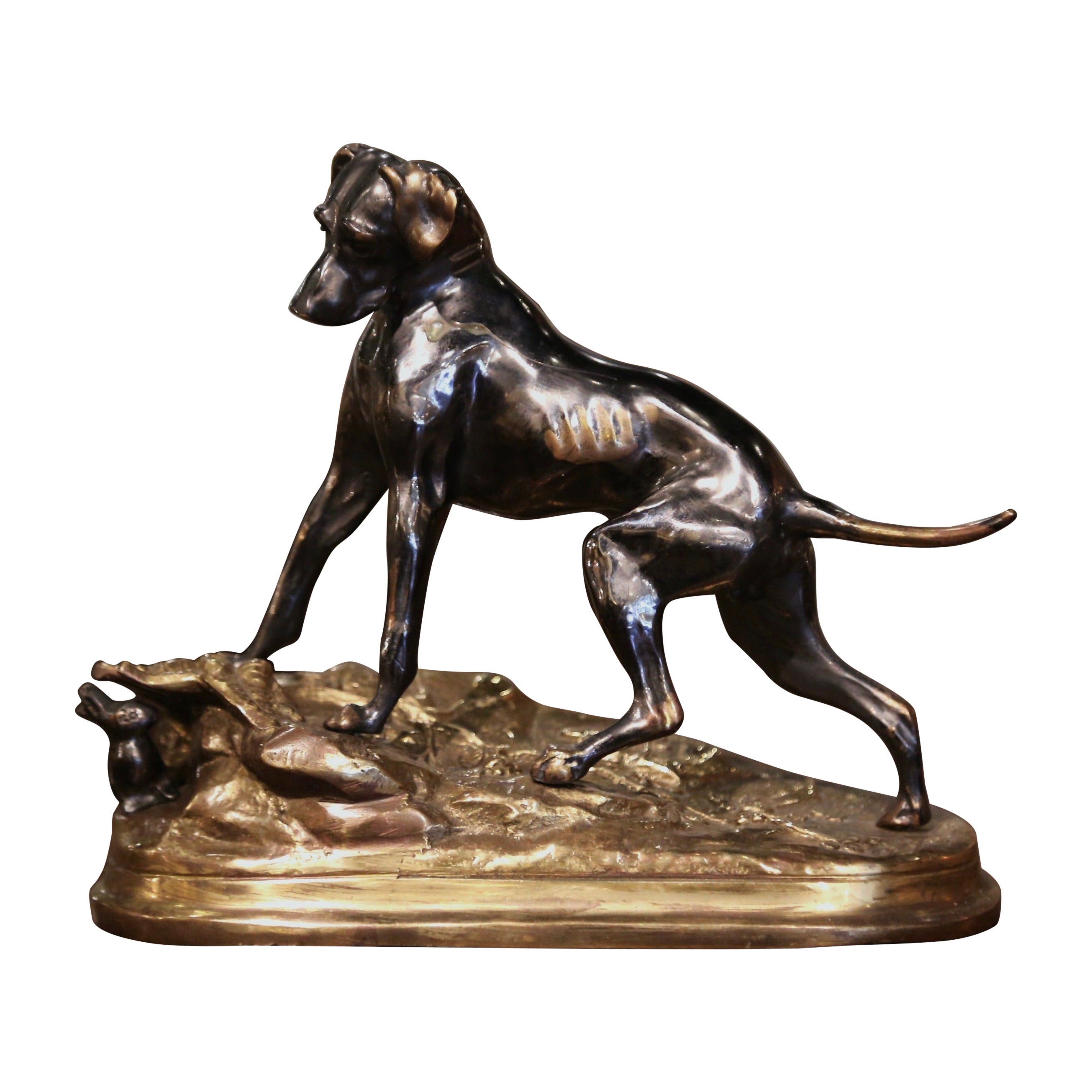 Sculpture en bronze bicolore du 19e siècle représentant un chien et un lapin, signée Jules Moigniez en vente