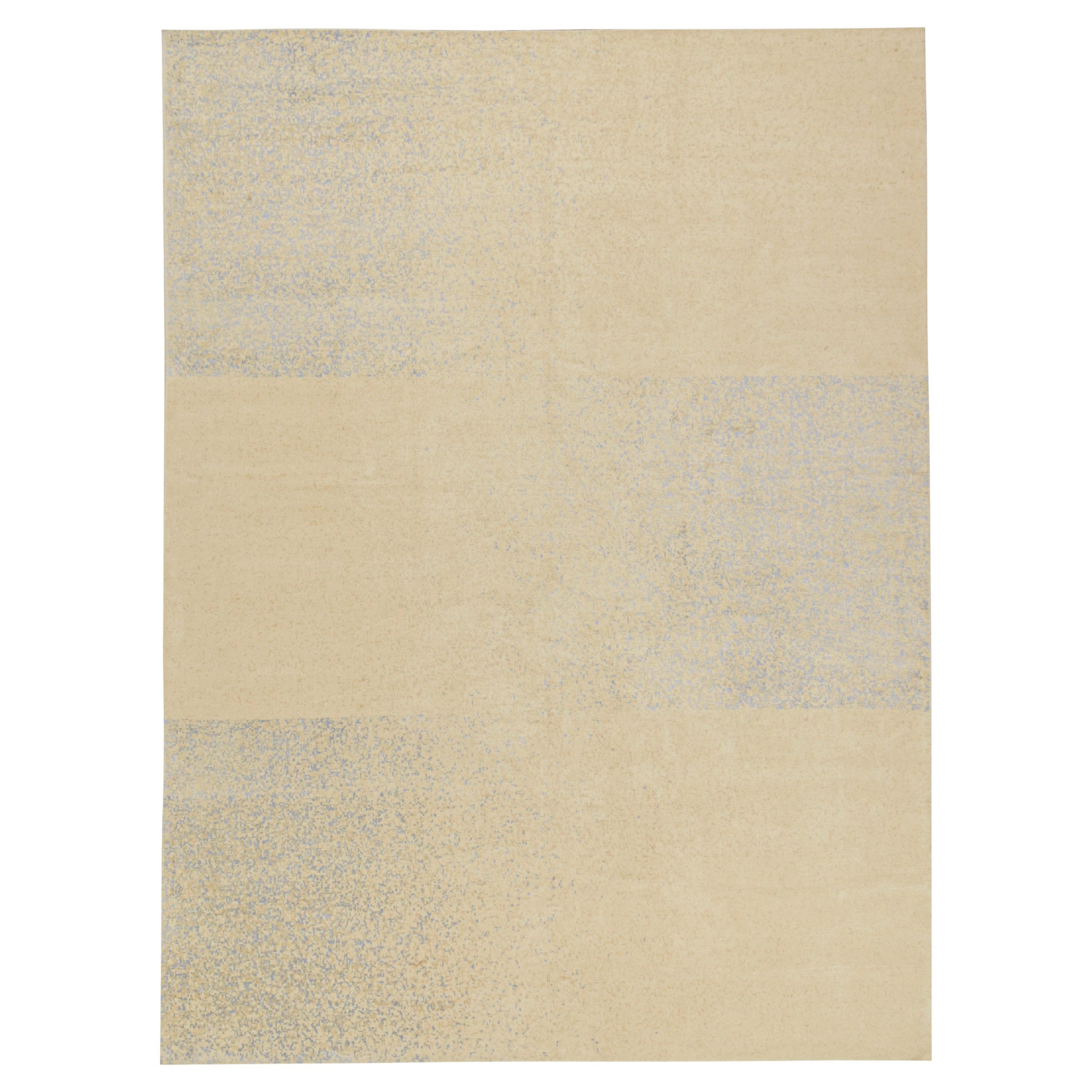 Rug & Kilim's Modern Rug in Beige with Blue Abstract Geometric Patterns (tapis moderne en beige avec des motifs géométriques abstraits en bleu) en vente