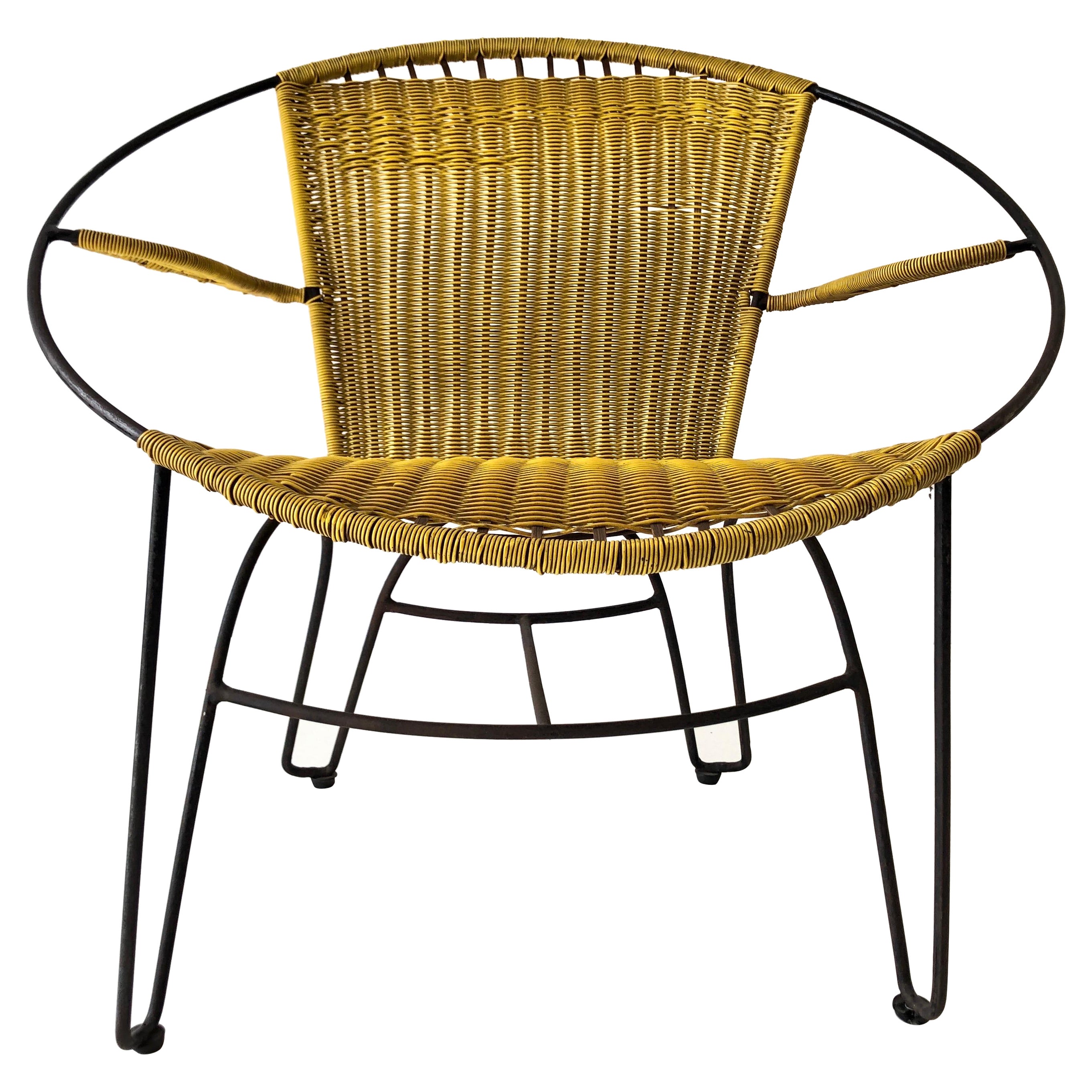 Iconic Italian Yellow Spaghetti Circle Design Relax Chair, 1970s, Italy For Sale