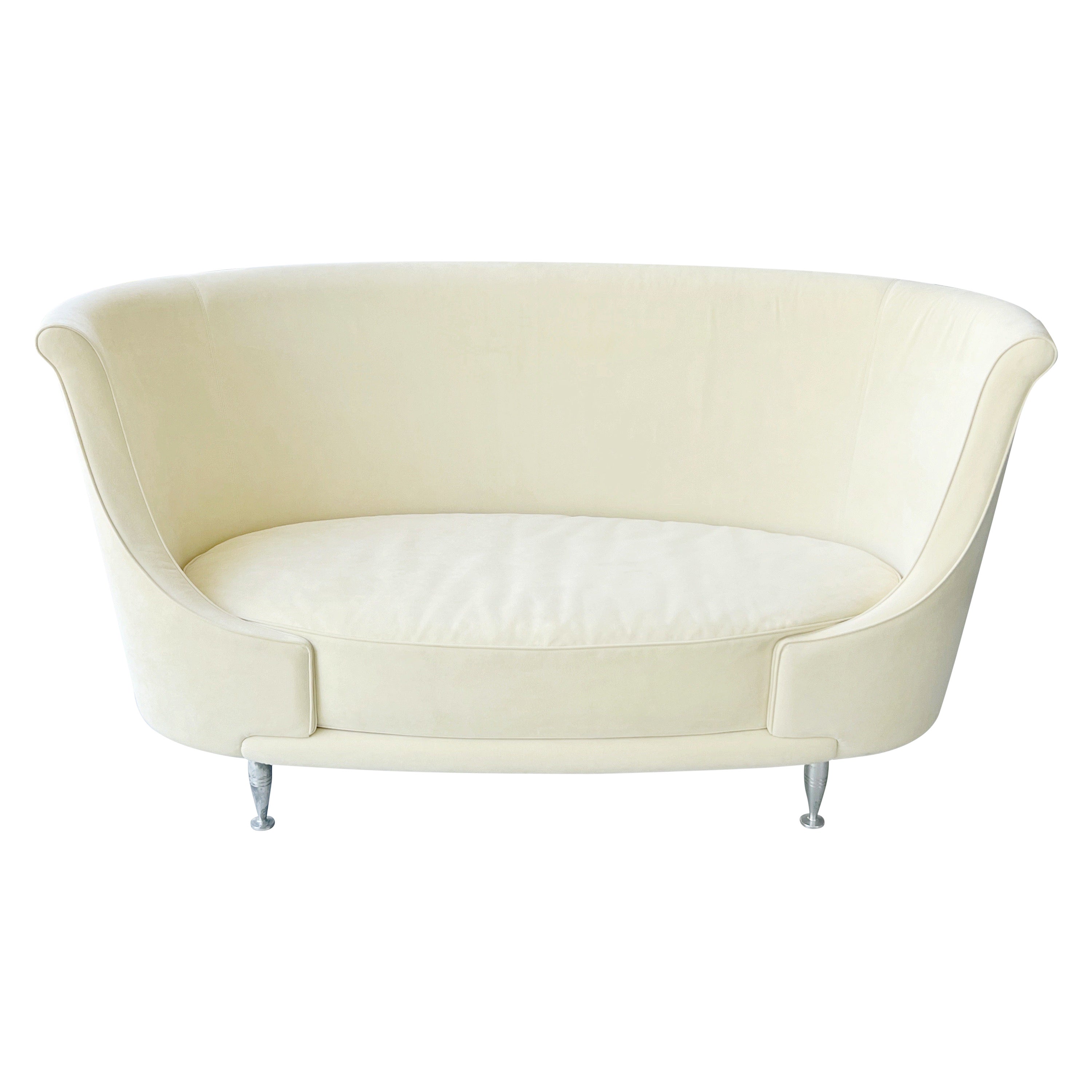 Moroso Sofa Settee in Ivory  For Sale