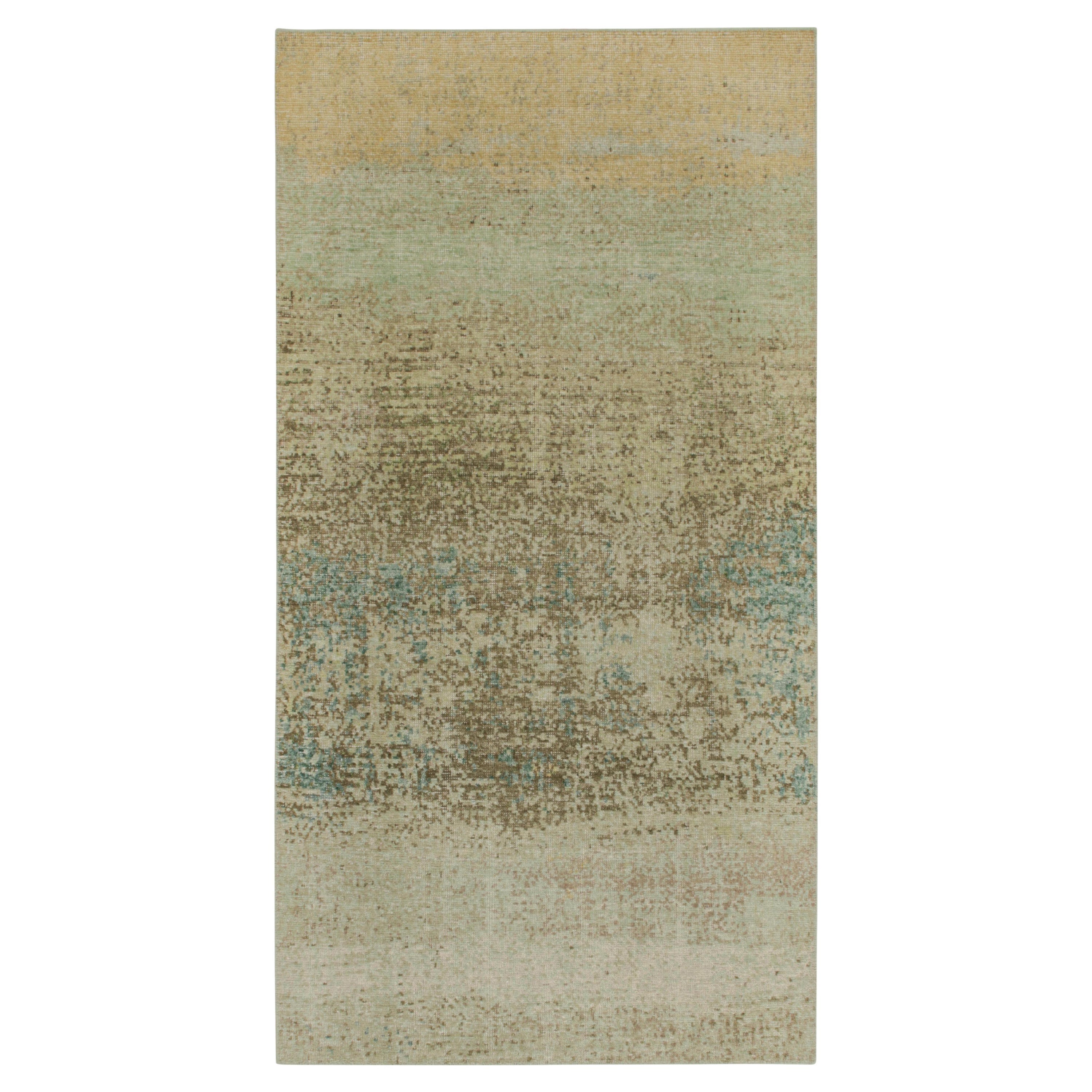 Rug & Kilim's Distressed Style Abstract Rug in Beige, Blue and Green Pattern (Tapis abstrait à motifs beige, bleu et vert)