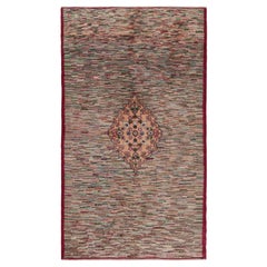 Vintage Müren Teppich, mit abstraktem mehrfarbigen Feld und Medaillon, von Rug & Kilim