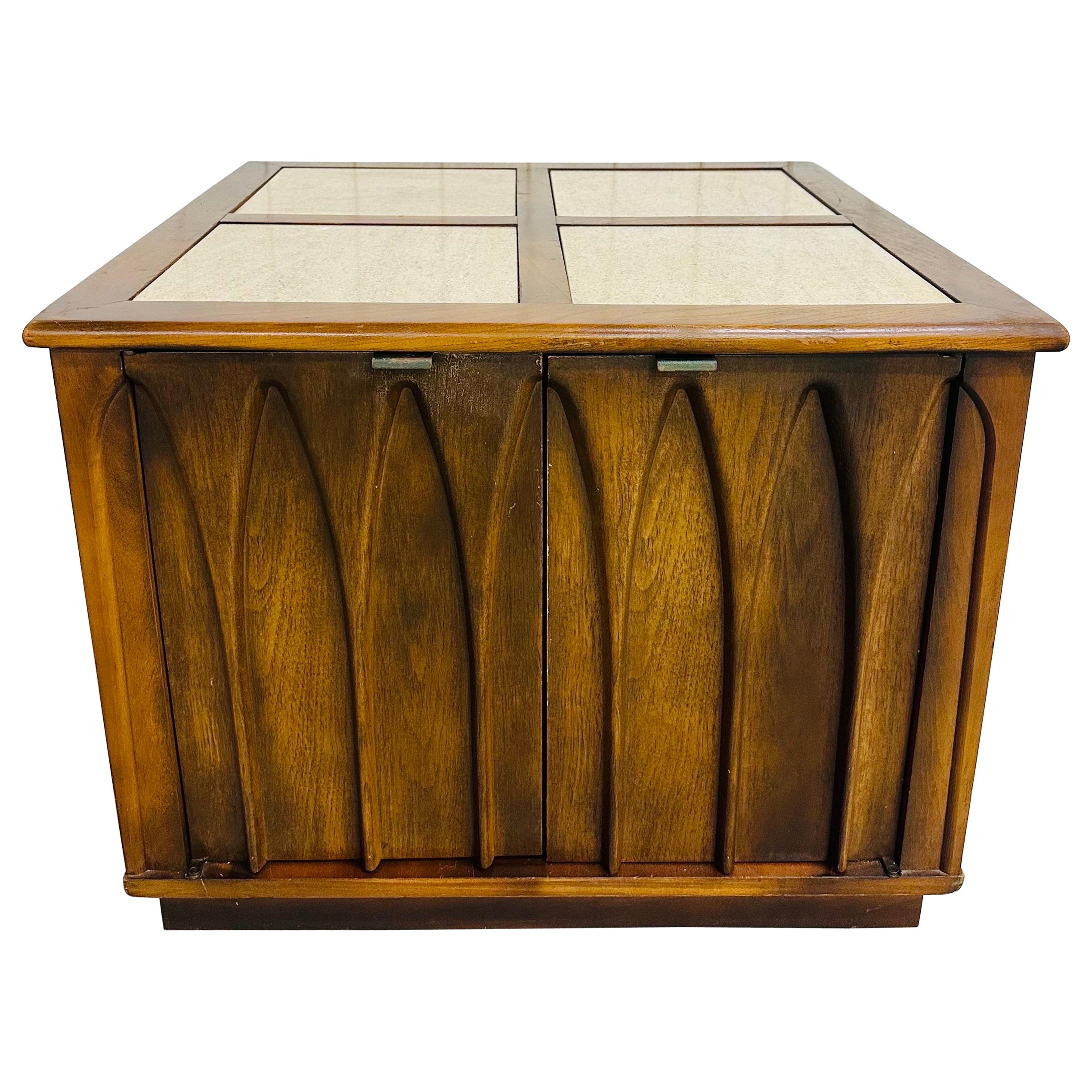 Mid-Century Modern Brasilia Style Walnut & Travertine Side Table For Sale