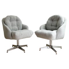 Pair of Vintage Swivel Lounge Chairs in Light Grey Shearling