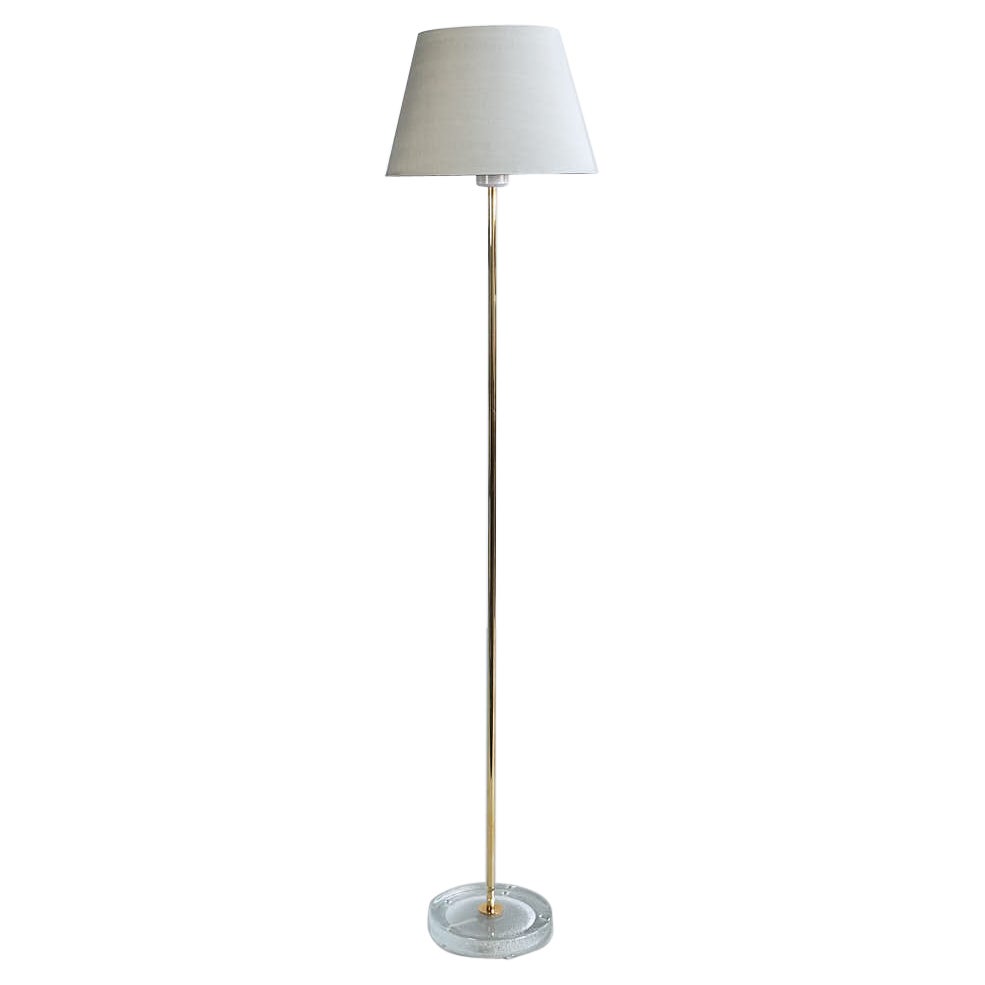 Lampadaire Falkenbergs Belysning en verre et laiton, Suède, années 1960