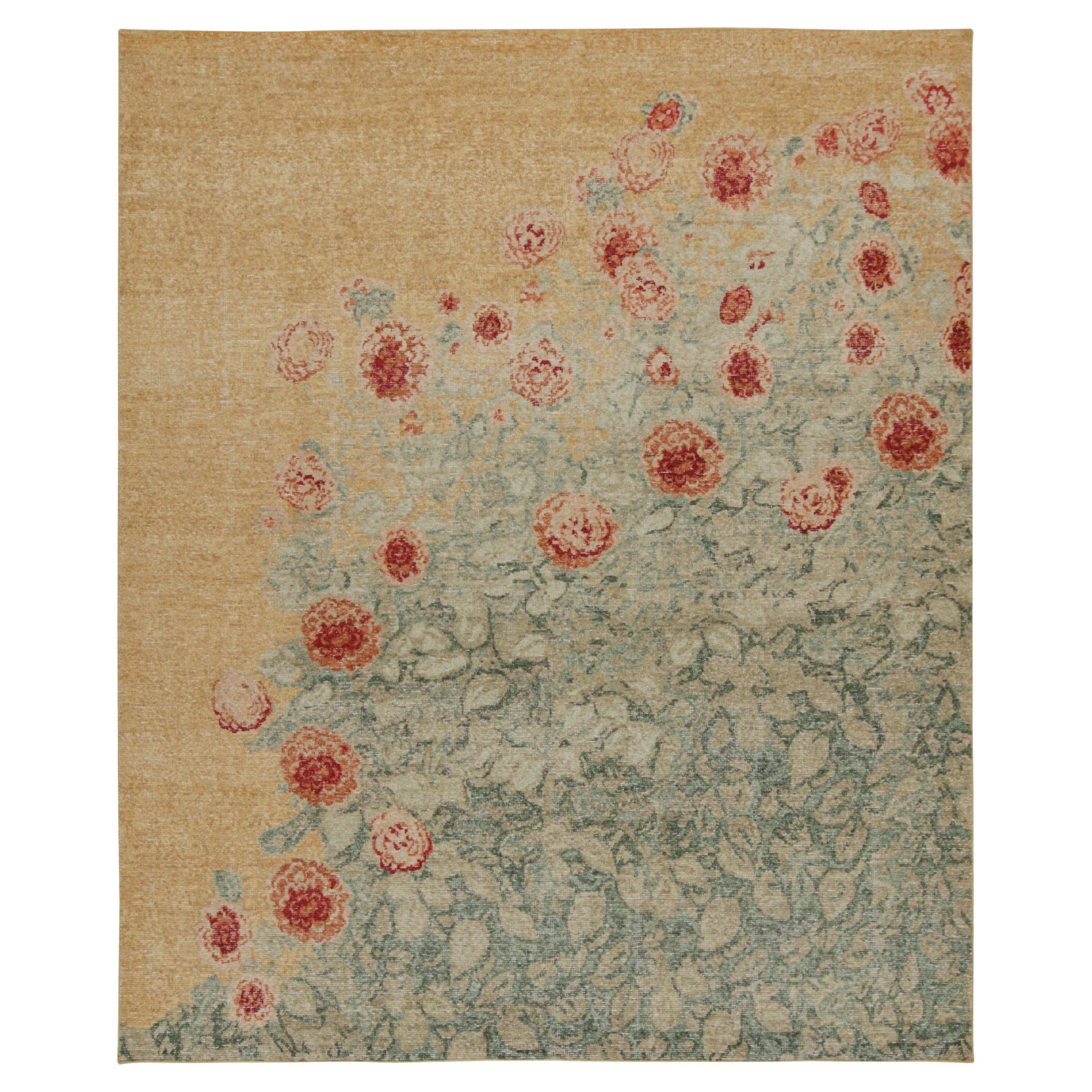 Rug & Kilim's Distressed style Transitional rug in Polychromatic Floral Patterns (Tapis transitionnel de style vieilli aux motifs floraux polychromes)