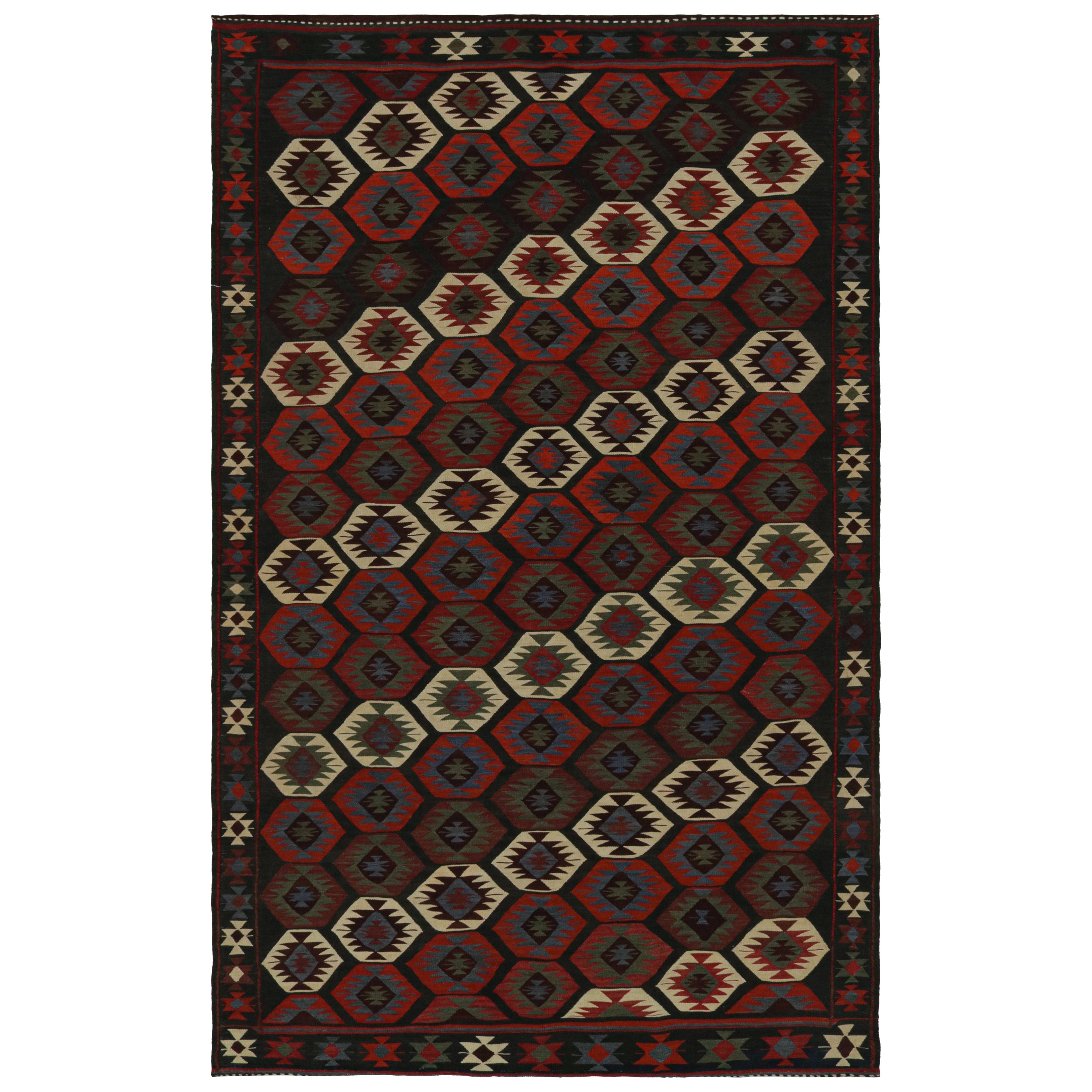 Kilim tribal afghan vintage avec motifs géométriques rouges et bleus, de Rug & Kilim en vente