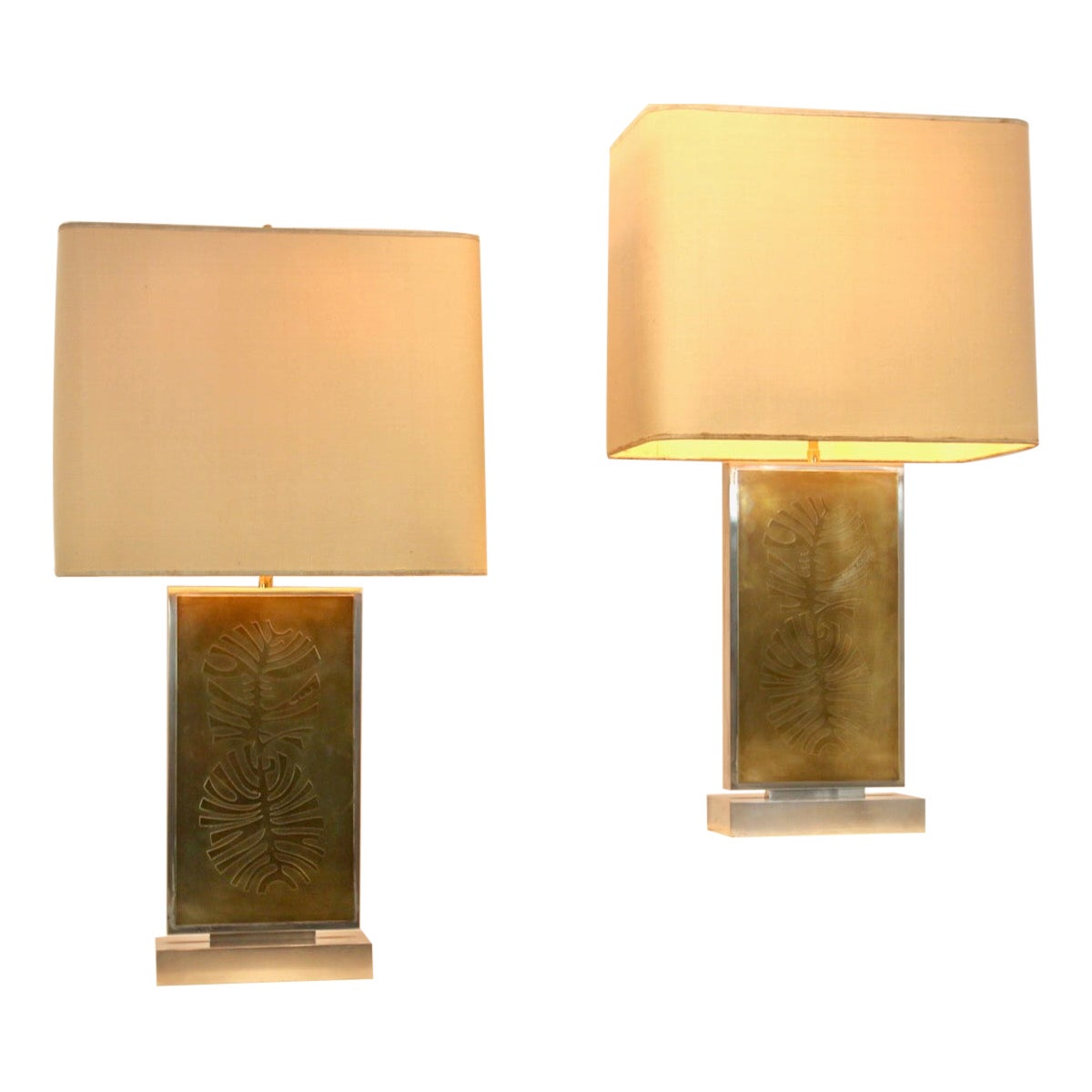Pair of Roger Vanhevel Brass Philodendron-Etched Impressive Table Lamps, signed For Sale