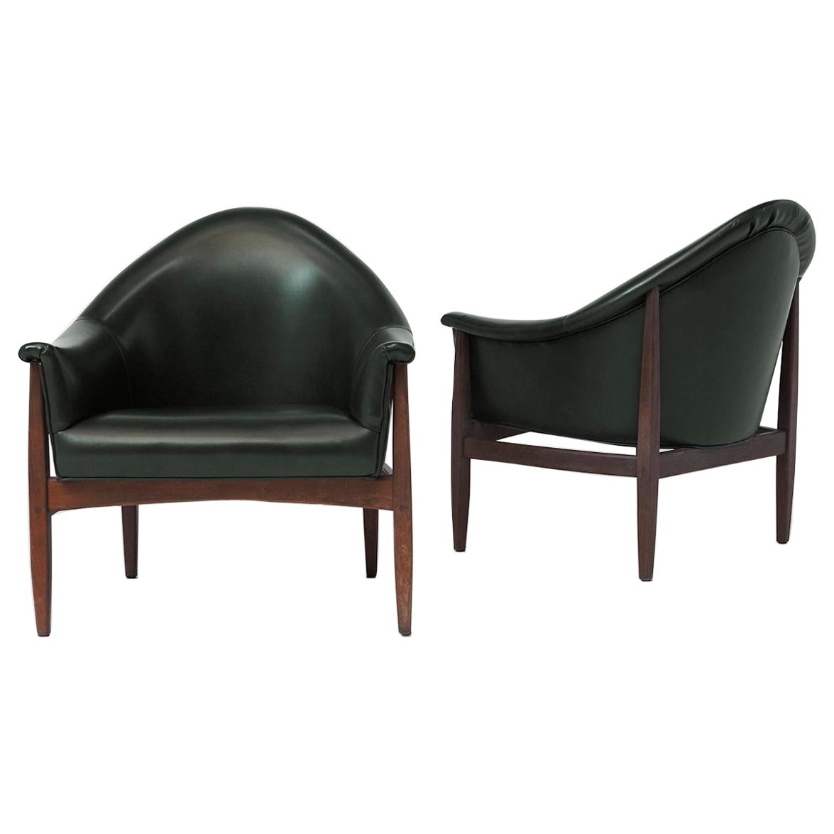 Pair of Milo Baughman Club Chairs for Thayer Coggin For Sale