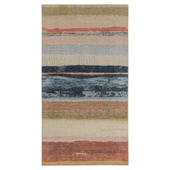 Rug & Kilim's Distressed style Abstract Rug in Polychromatic Pattern (Tapis abstrait à motifs polychromes)