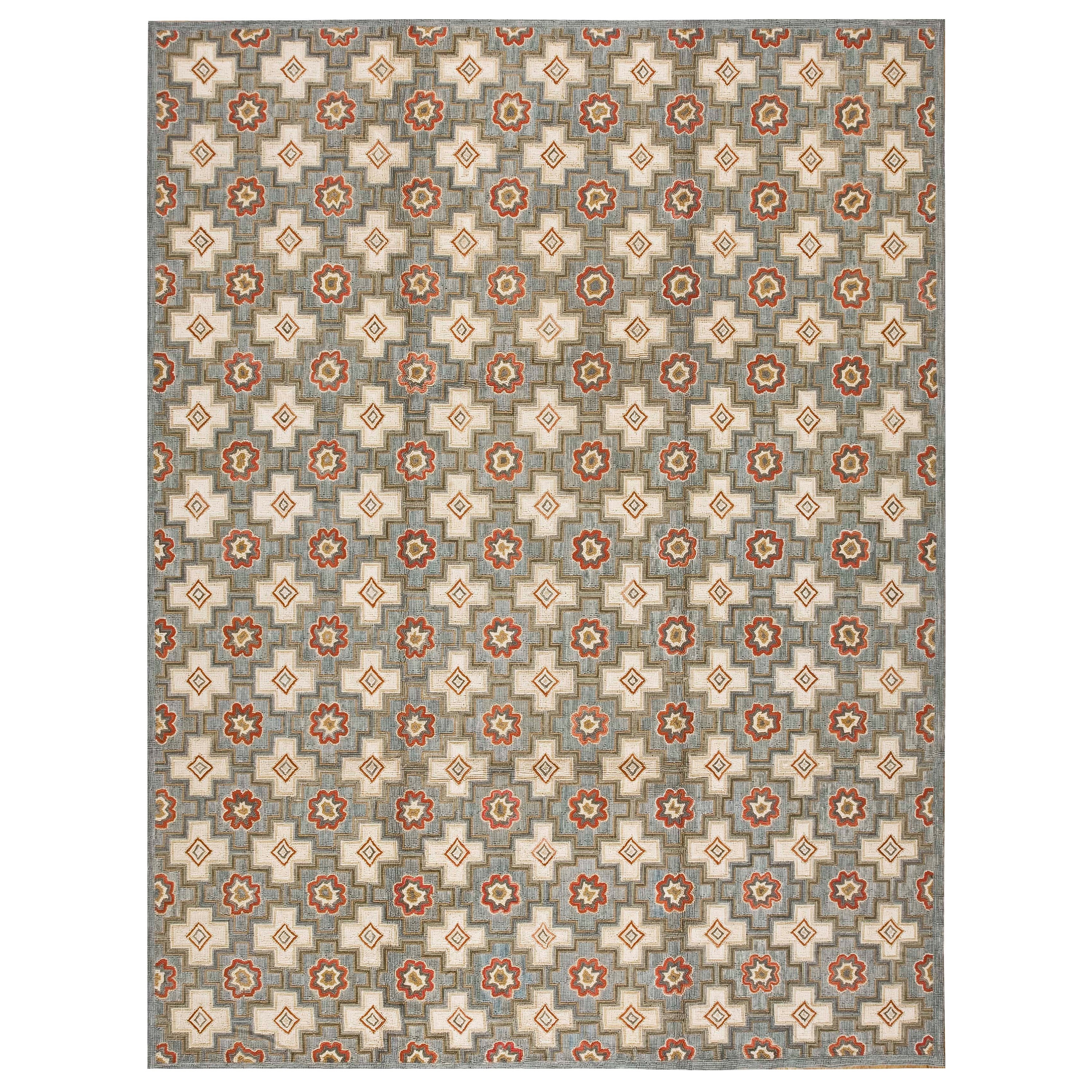 Contemporary Cotton Hooked Rug  (9' x 12' - 274 x 365 ) For Sale