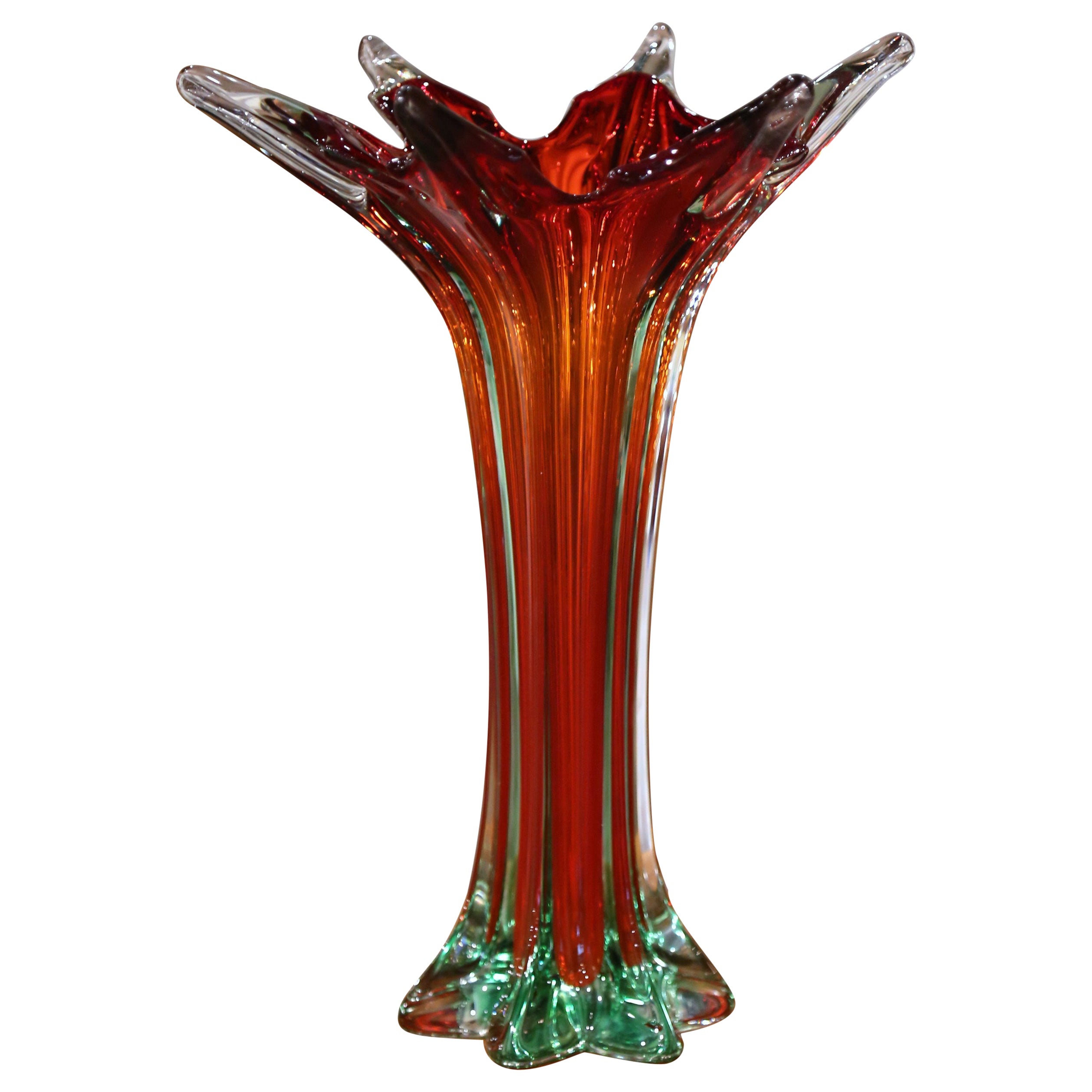 Mid-Century Italian Pulled Feathered Two-Tone Red and Clear Glass Vase For Sale