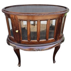Mid-Century Queen Anne Style Mahogany Double Door Oval Vitrine Table 