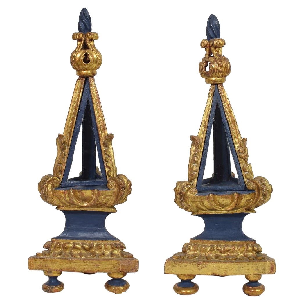 Italian 18th Century Pair Baroque Carved Wooden Reliquary Shrines