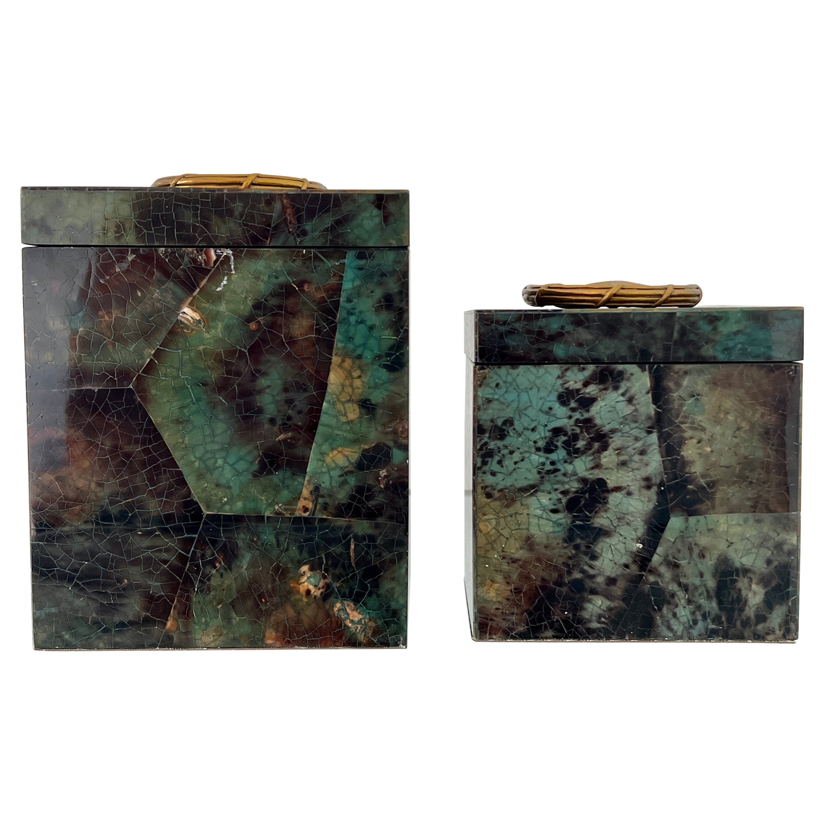 Juego de cajas para bolígrafos verde mosaico con detalles de latón de Maitland Smith
