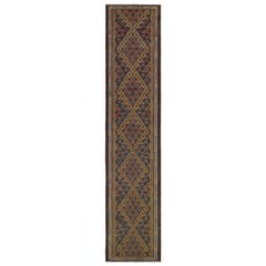 Tapis persan tribal Kilim et tapis de couloir extra-long vintage, de Rug & Kilim