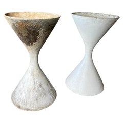 Grandes jardinières Diabolo de Willy Guhl, hauteur 38 cm