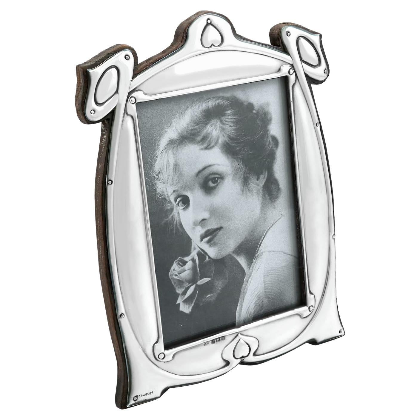 Edwardianischer Jugendstil-Fotorahmen aus Sterlingsilber im Art nouveau-Stil im Angebot