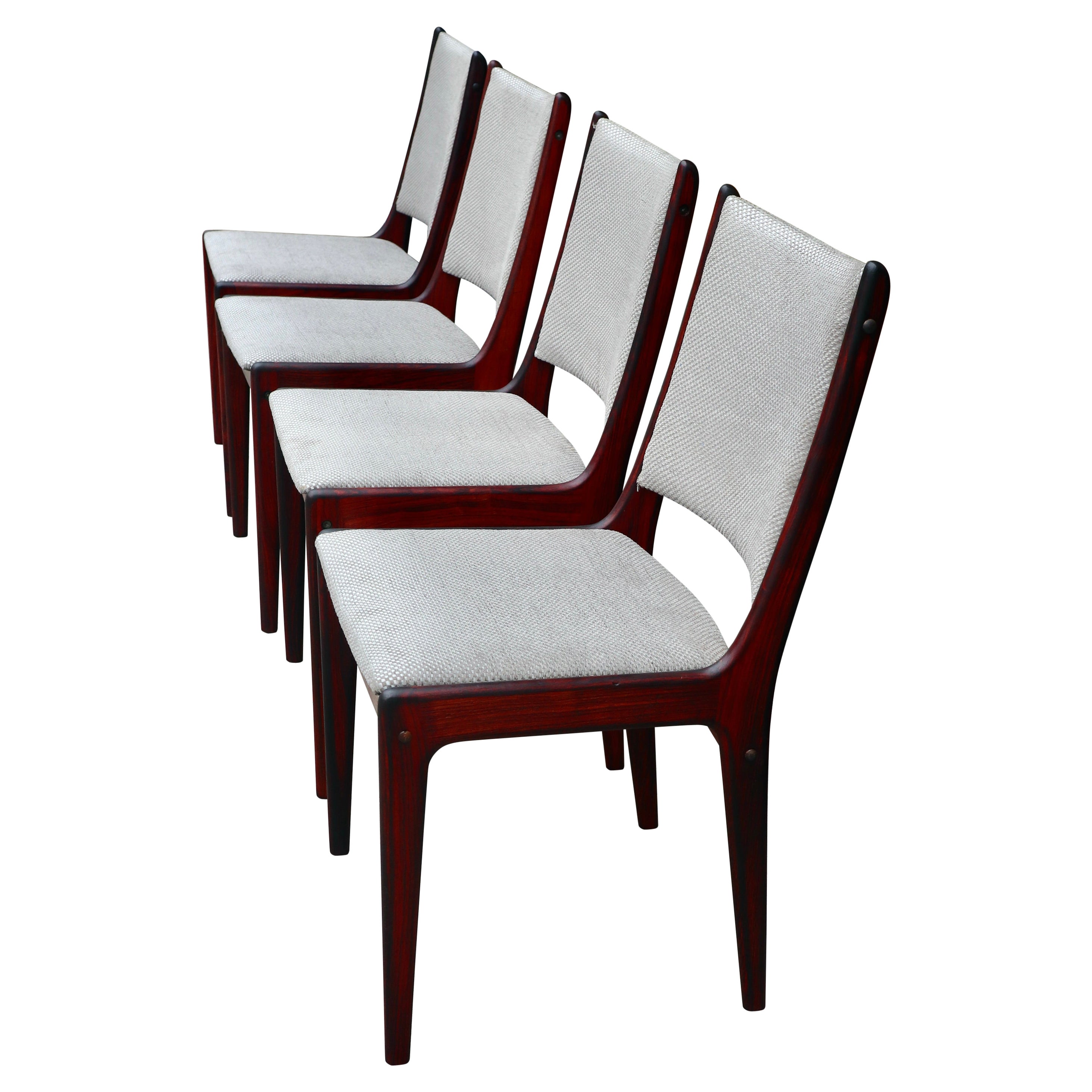 Quatre chaises de salle à manger en bois de rose par Johannes Andersen pour Uldum Møbelfabrik 1960s
