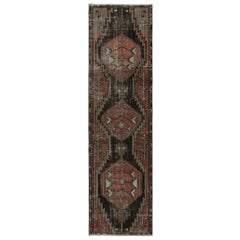 Altpersischer Sarab-Läufer mit geometrischen Medaillons, von Rug & Kilim