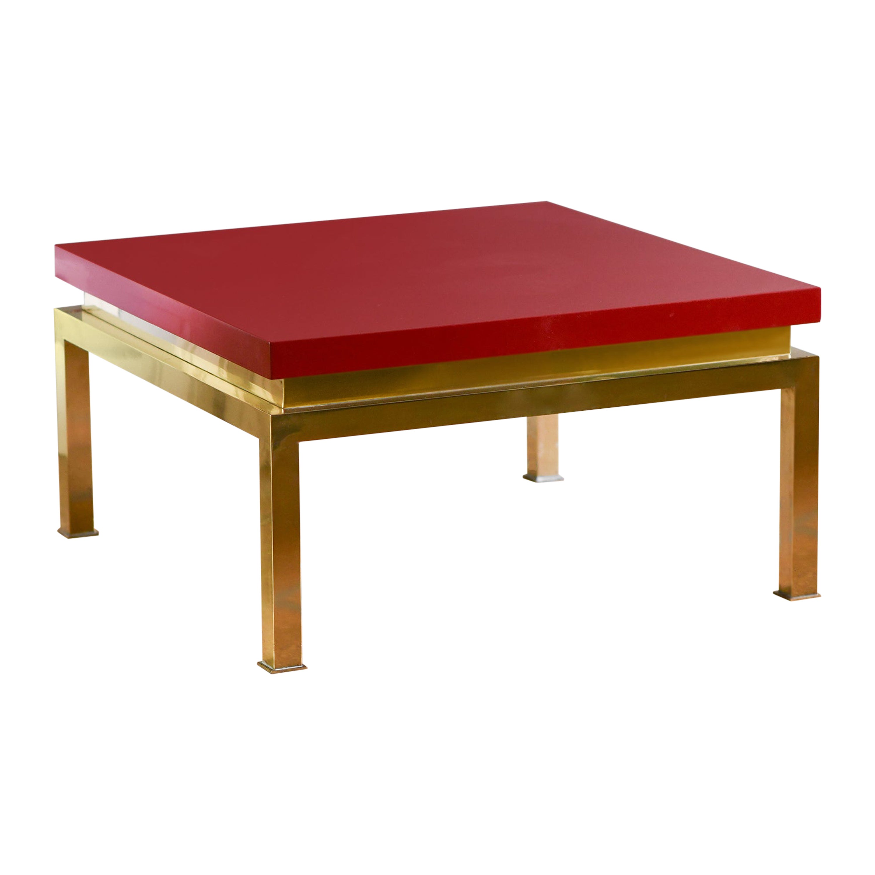 China red lacquered coffee table with brass structure, Tommaso Barbi, Italy 1980 For Sale
