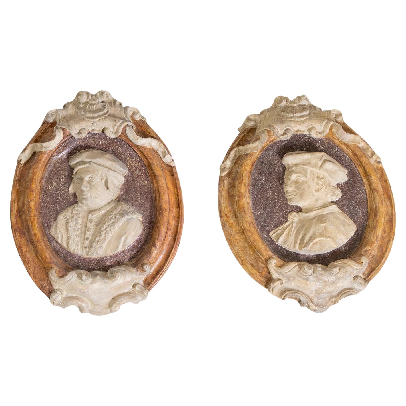Coppia di rilievi in gesso italiani del 19° secolo - Decorazione da parete antica