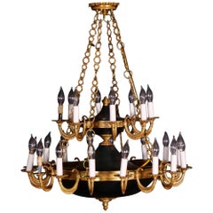 Lustre de style Empire français du 19e siècle à 24 lumières en bronze doré et patiné