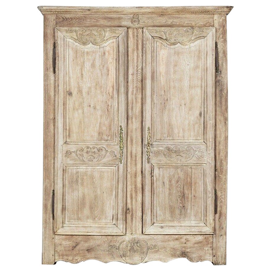 Large 19thC French Provincial Bleached Oak Armoire