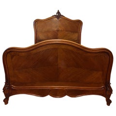 Antique French Siglo XIX Cama de matrimonio estilo Luis XV