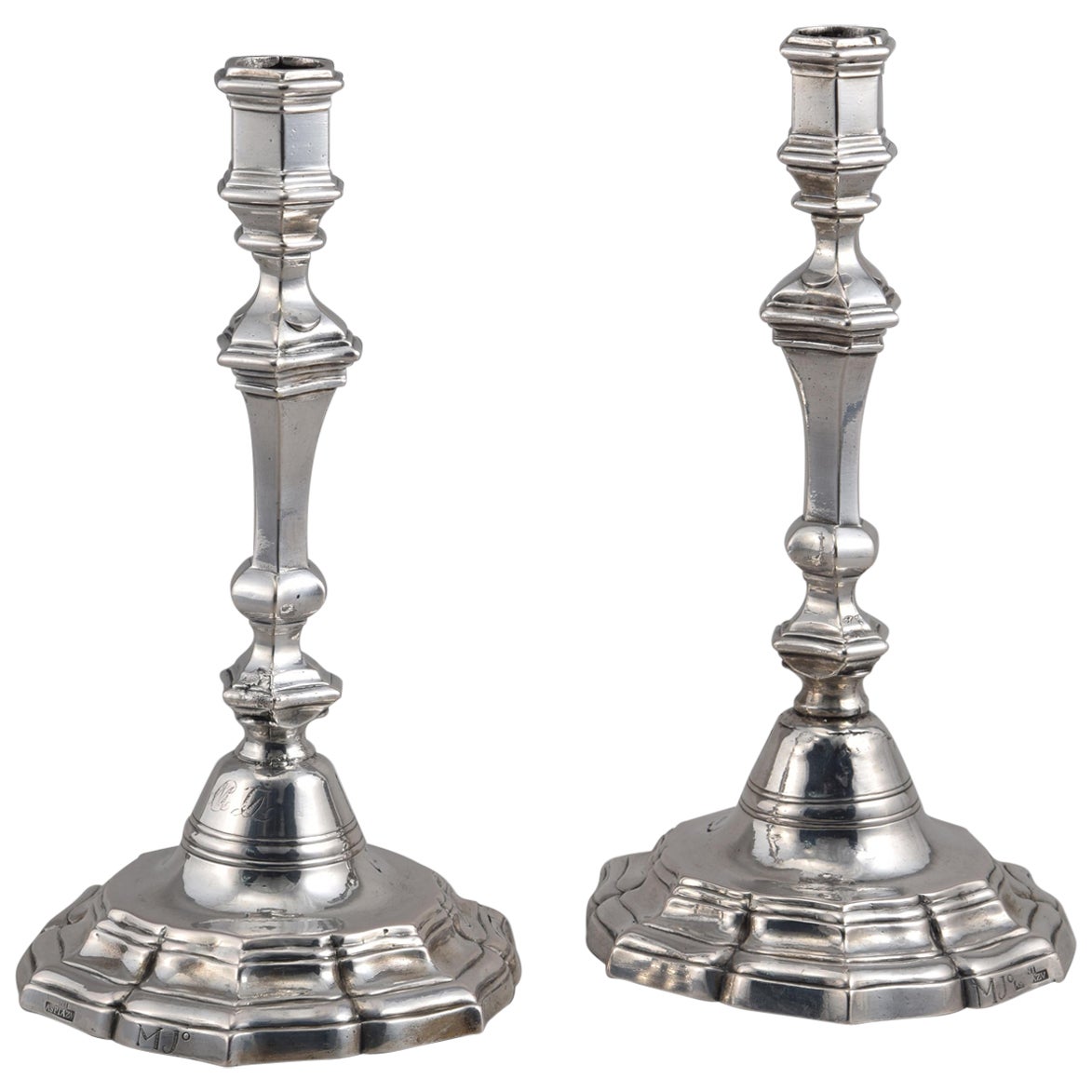 Pair of silver candle holders. ASPIAZU, San Sebastián, circa late 18th century For Sale