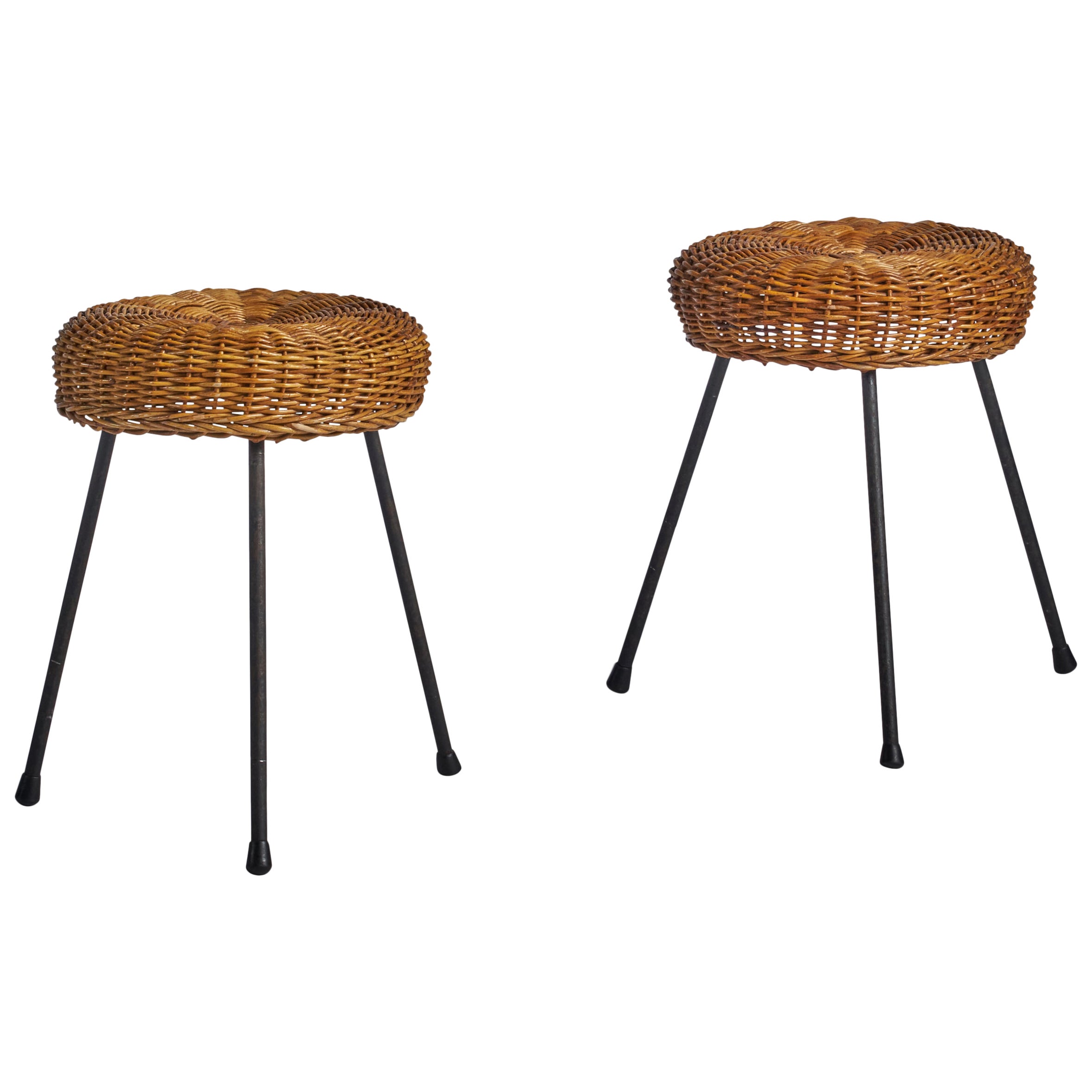 American Designer, Bar Stools, Bamboo, Rattan, USA, 1950s For Sale at