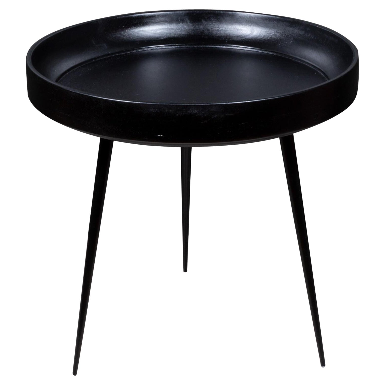 Medium Bowl Side Table in Black by Mater