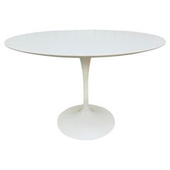 Modern Knoll Space Age Round Tulip Style Dining Table