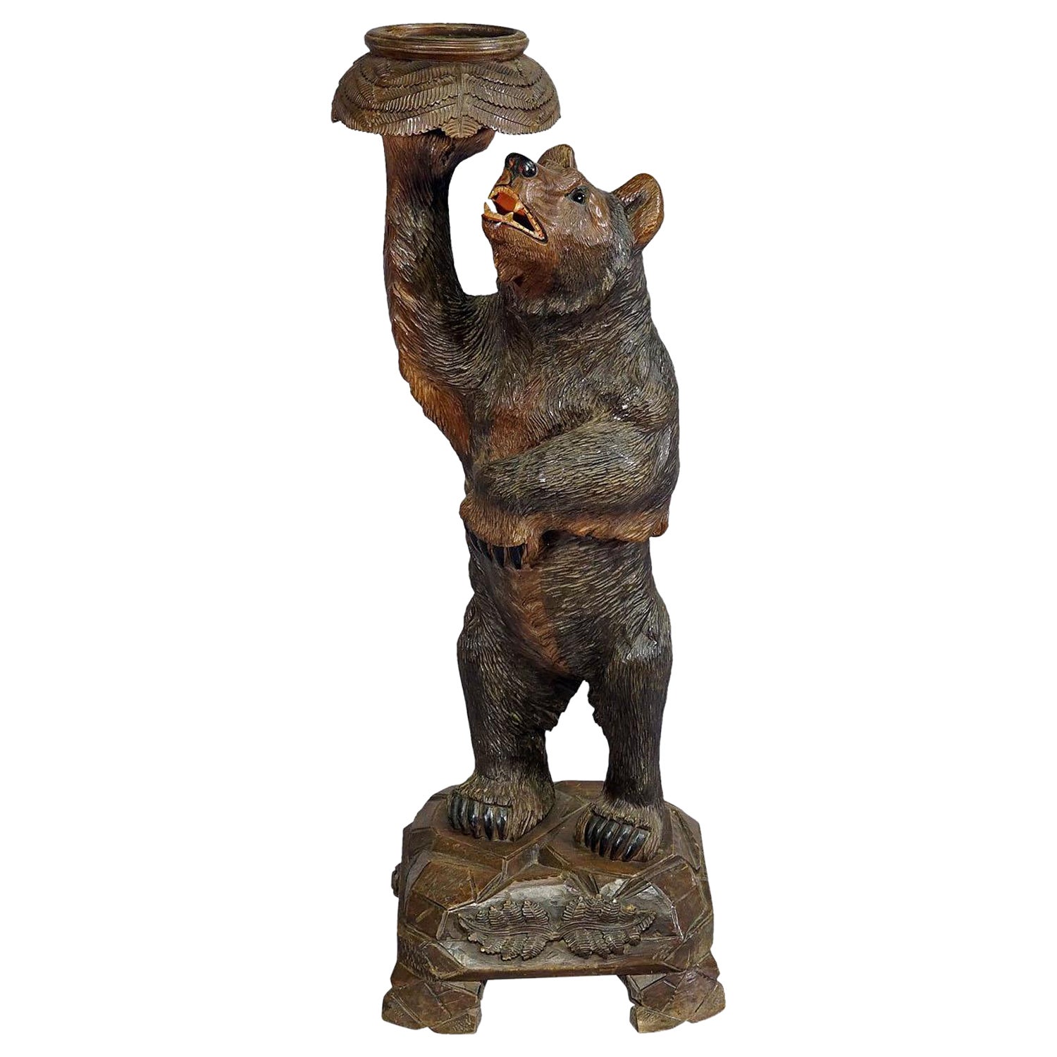 Large Wooden Black Forest Bear Flower Stand, Handcarved in Brienz 1900s For Sale