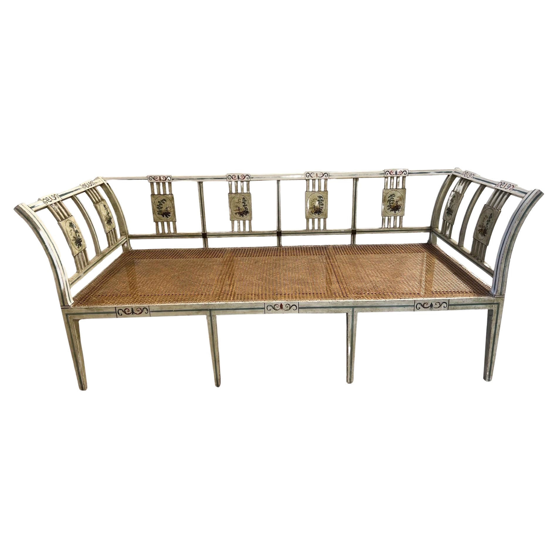 Cama de día italiana de estilo neoclásico decorada con policromía C. 1940