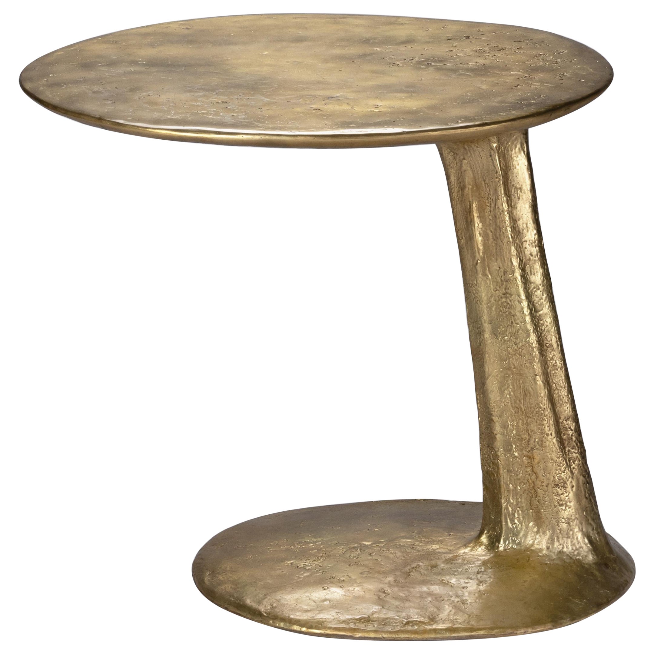 Table d'appoint contemporaine en laiton moulé The Crack in Chaos L by Atelier V&F