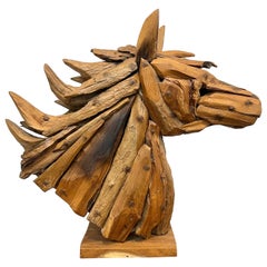 Sculpture de tête de cheval en teck 